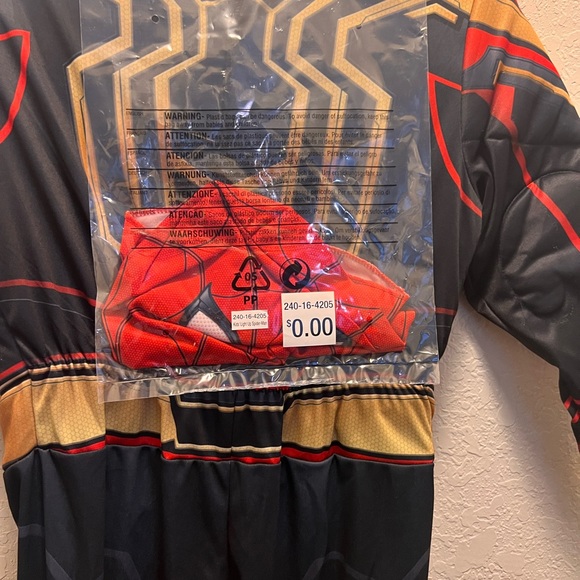 Boys Spider-Man Costume - Picture 6 of 7